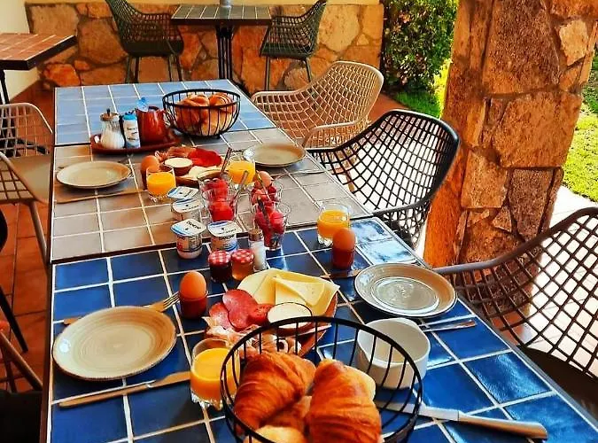 Costera Bed and Breakfast